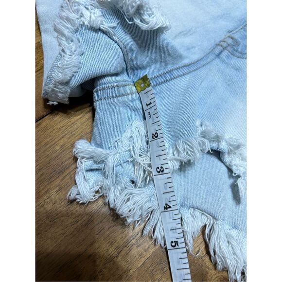 Celebrity Pink The Brat Shorts Blue Jean Cut Off Short Distressed Blue Size 9/29 - Picture 8 of 8